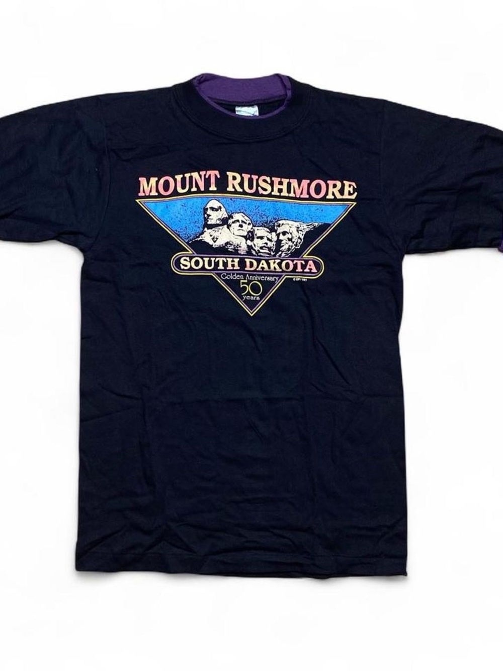 Vintage Mount Rushmore South Dakota Graphic Tee